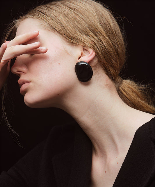 Color bean pierced earrings