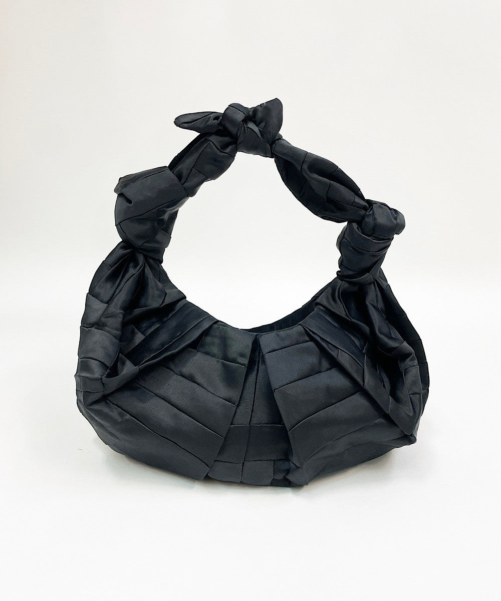 L.C.P Harf moon bag｜234-270501 – JAMIRAY ONLINE STORE